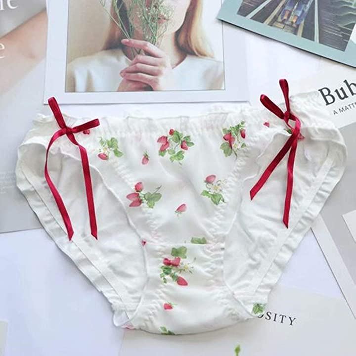 レディース サテン シフォン フリル 苺 プリント いちご パンツ レギュラーショーツ 紐パン パンティー 2枚セット 下着 ランジェリー 上下 ブラ レース 綿 コットン 大人 可愛い かわいい セクシー いちごc いちごc Xl クイックスピード ヤマダモール店 レディース サテン シフォン フリル 苺 プリント いちご パンツ レギュラーショーツ 紐パン パンティー 2枚セット 下着 ランジェリー 上下 ブラ レース 綿 コットン 大人 可愛い かわいい セクシー いちごc いちごc Xl クイックスピード ヤマダモール店